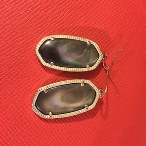 Kendra Scott Elle Black/Gold earrings